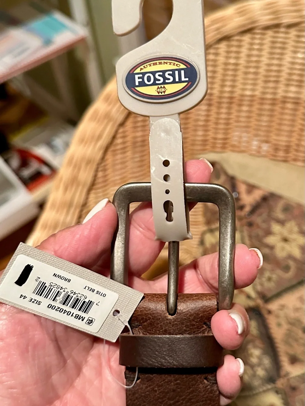 NWT Fossil Men’s Brown Leather Belt - Classic Casual Style